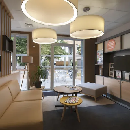 Hotel Lyon Cite Internationale 3*