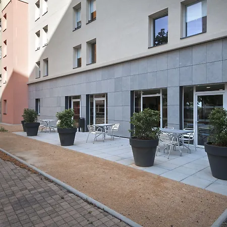 Hotel Lyon Cite Internationale