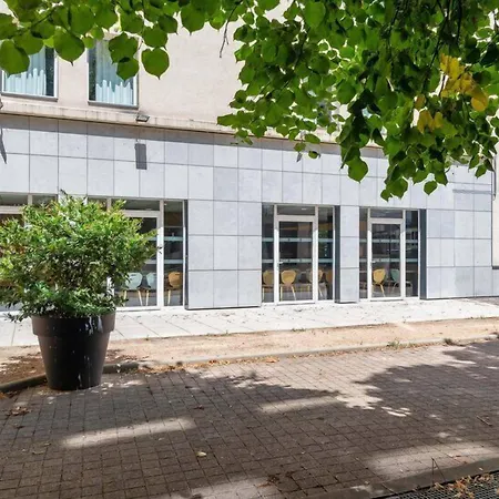Lyon Cite Internationale Hotel 3*