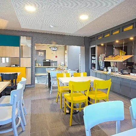 Hotel Lyon Cite Internationale 3*