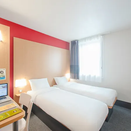 Hotel Lyon Cite Internationale 3*